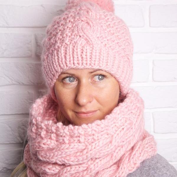 Aran Hat And Cowl Knitting Pattern. on Luulla